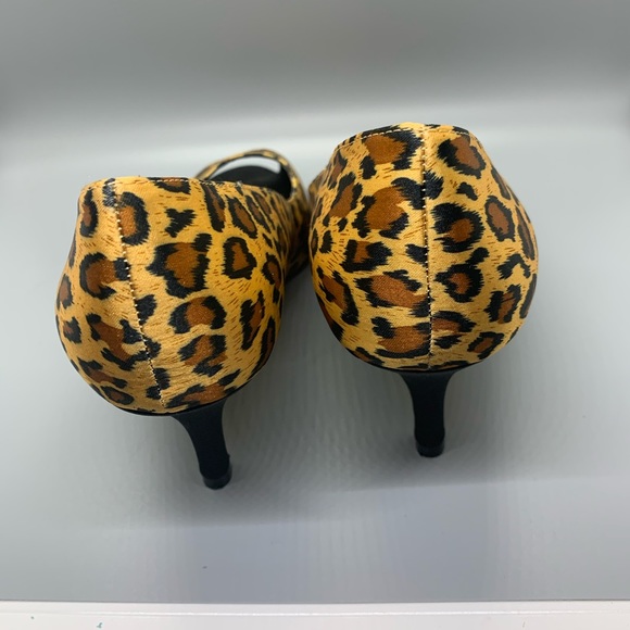 Nina Leopard Print Heels Size 8.5 - Picture 4 of 6